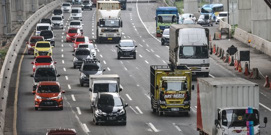 Libur Tahun Baru, Ratusan Ribu Kendaraan Tinggalkan Jakarta