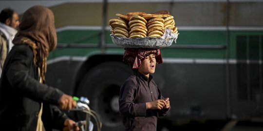 Kini Warga Afghanistan Semakin Tenggelam dalam Kemiskinan