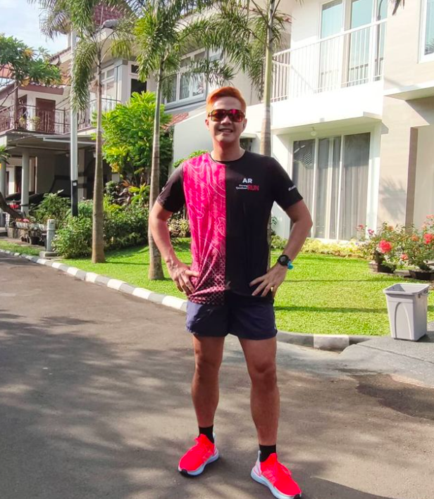 kini main di ftv suara hati istri intip perjalanan karier arie dwi andika