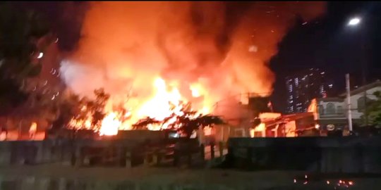 Rumah di Tanjung Priok Terbakar pada Malam Pergantian Tahun