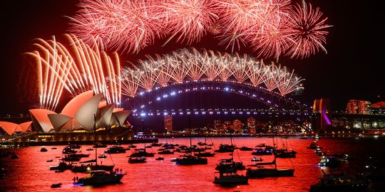 Antusiasme Warga Australia Rayakan Tahun Baru 2022 di Tengah Ancaman Omicron