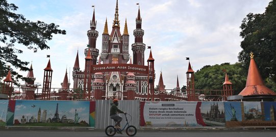 Libur Tahun Baru, 15.741 Pengunjung Meramaikan TMII