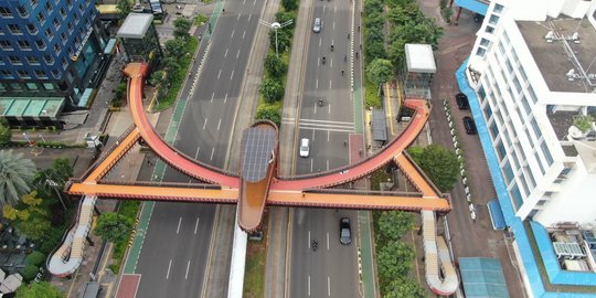 Mengintip Megahnya JPO Karet Sudirman Hasil Adaptasi Kapal Pinisi Khas Makassar