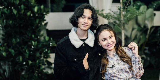 5 Potret Terbaru Rossa dan Sang Anak Rizky Langit Ramadhan, Bak Kakak Adik