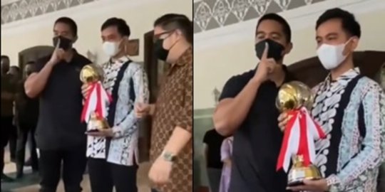 Mentang-Mentang Anak Presiden, Begini Pose Manja Kaesang ke Wali Kota Gibran