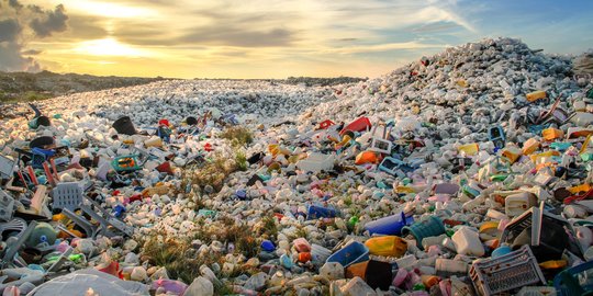 Daftar Negara yang Melarang Penggunaan Plastik Sekali Pakai