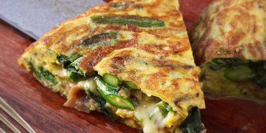 8 Cara Membuat Telur Dadar yang Enak dan Lezat, Praktis Sesuai Selera