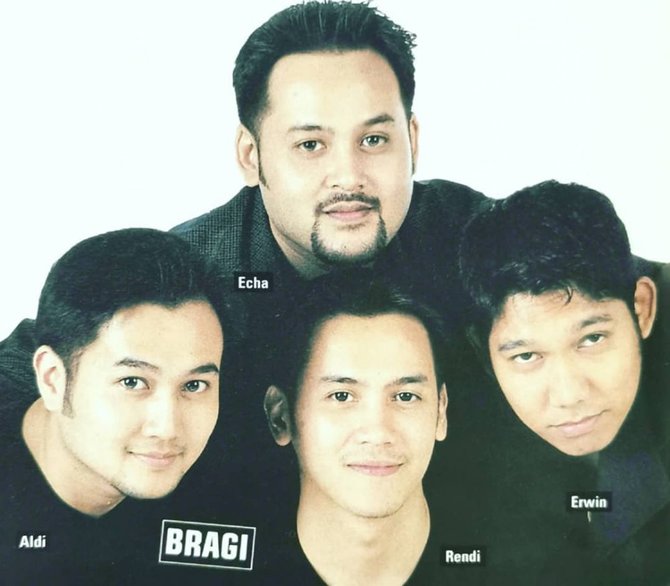 bikin pangling intip 5 potret lawas aldi bragi saat jadi vokalis band