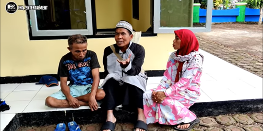 Kisah 2 Mantan Asisten Nike Ardilla Bertemu di Ciamis Usai 30 Tahun, Kenang Momen Ini