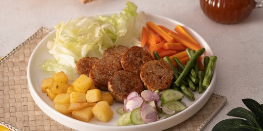 Obati Bosan dengan Santap Bistik Galantine Sebagai Menu Makan Malam di Bandung Yuk!