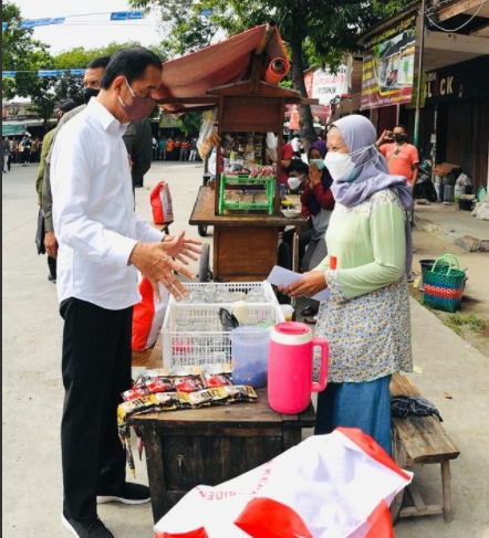 presiden jokowi kunjungi jateng januari 2022