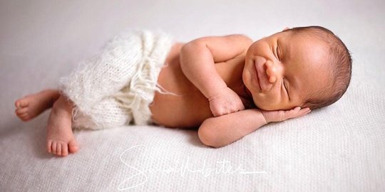 Rizky Billar Akhirnya Ungkap Wajah Sang Bayi, Ini Arti Namanya Punya Makna Luar Biasa