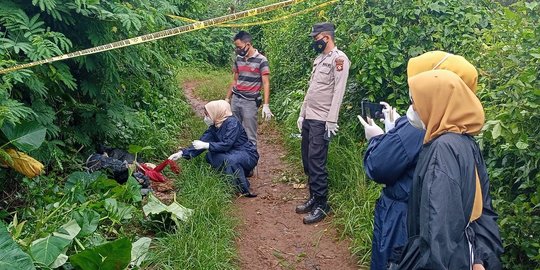 Warga Lahat Temukan Mayat Tinggal Kerangka di Tempat Sampah