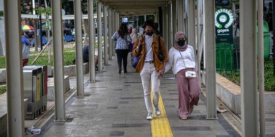 Memantau Lokasi Penataan Kawasan Integrasi Terpadu Stasiun Manggarai