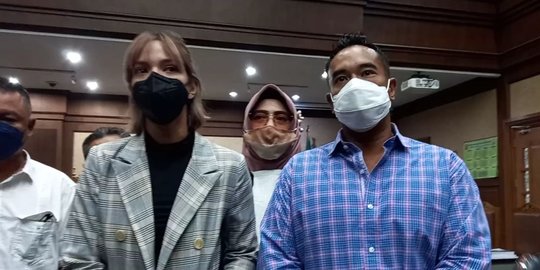 Nia Ramadhani dan Ardie Bakrie Hadapi Sidang Putusan Hari Ini