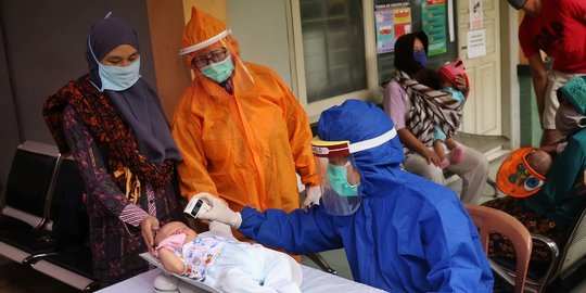 Cegah Stunting, Menkes Budi akan Tambah Imunisasi untuk Bayi