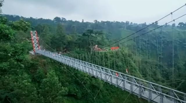 jembatan merah girpasang