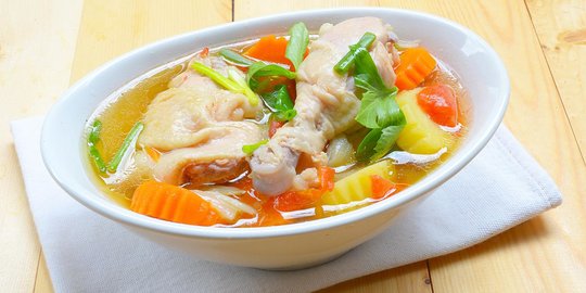 Resep Sop Ayam ala Rumahan yang Enak, Praktis, dan Menggugah Selera