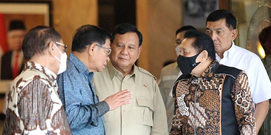 Prabowo Minta Masukan Strategi Pertahanan pada Senior TNI