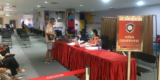 100 Dosis Vaksin Booster Disediakan di Puskesmas Palmerah