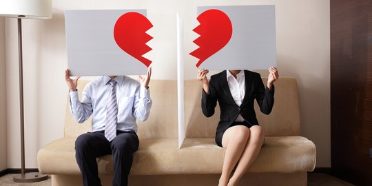 6 Cara Mengatasi Trauma Akibat Diselingkuhi, Lakukan Langkah Ini