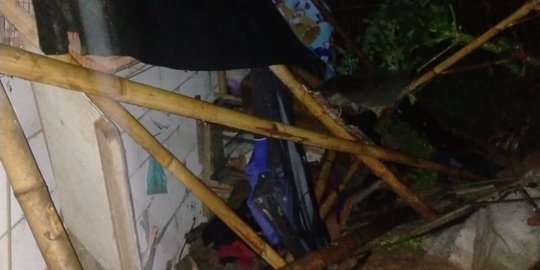 Tanggul Citarum di Kabupaten Bekasi Jebol, 3 Rumah Rusak