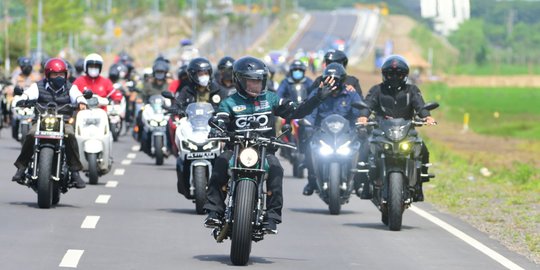 Fans MotoGP Sangat Banyak, Jokowi Minta Transportasi ke Sirkuit Mandalika Maksimal