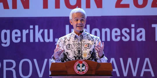 Ganjar Resmikan Dekranasda Jateng Store di YIA, Jual Beragam Produk UKM
