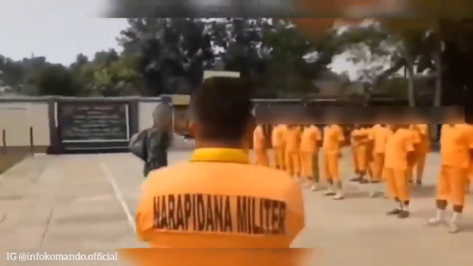 tak guna pangkat tinggi di rutan militer ini buktinya