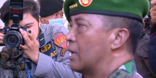 Momen Jenderal Andika Bersimpuh & Menangis, Sosok di Hadapan Bukan Orang Sembarangan