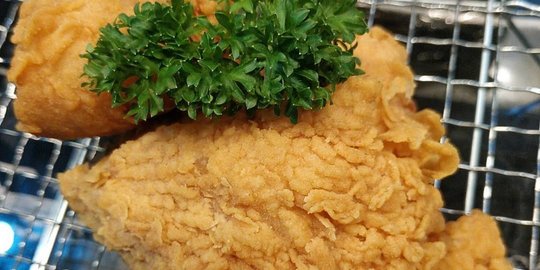 7 Resep Ayam Goreng Tepung ala Rumahan, Enak, Renyah dan Mudah Dibuat