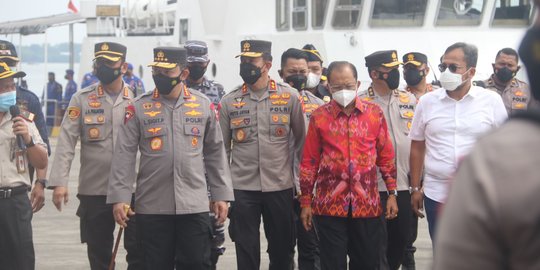 Kapolri Minta Penumpang Kapal di Bali Unduh Aplikasi Karantina Monitoring Presisi