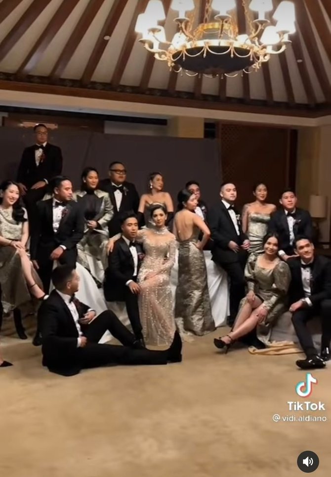 potret seleb cowok dan cewek hadir di resepsi vidi aldiano dan sheila dara curi perhatian