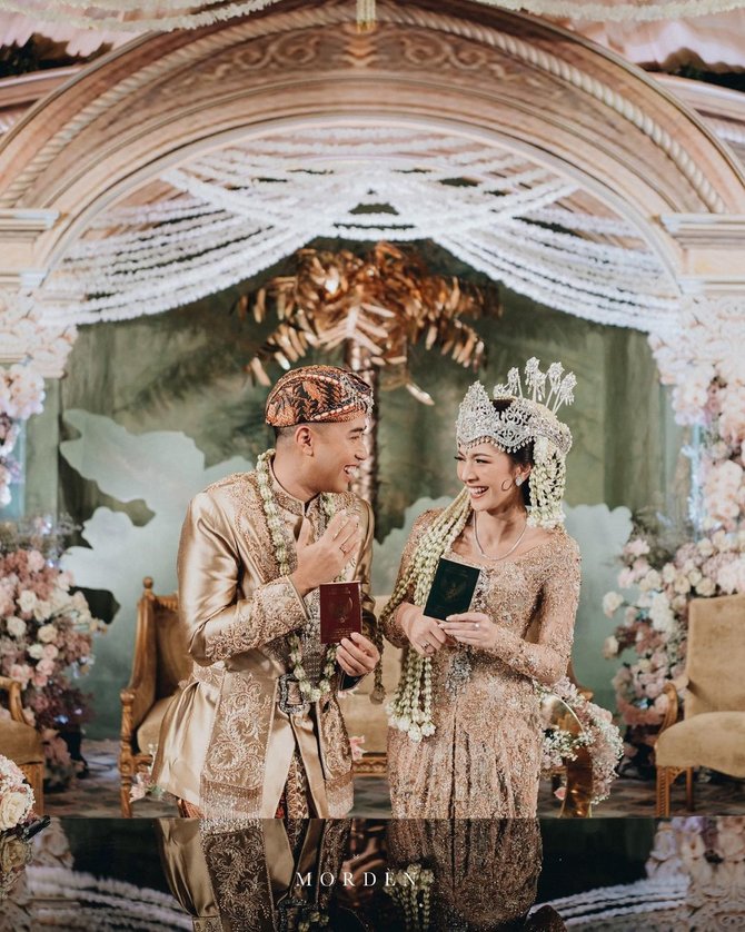 foto pernikahan vidi aldiano dan sheila dara