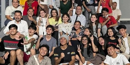 Penuh Haru, Intip 4 Momen Perpisahan Pemain Dari Jendela SMP
