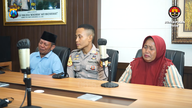 ibu ini sering diejek tetangga anaknya daftar akpol