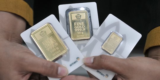 Turun Rp1.000, Harga Emas Dibanderol Rp937.000 per Gram