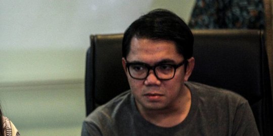 Arteria Dahlan Minta Jaksa Agung Pecat Kajati yang Rapat Pakai Bahasa Sunda