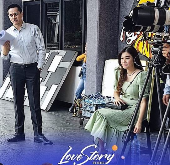 4 potret rionaldo stockhorst bareng pemain love story the series akrab