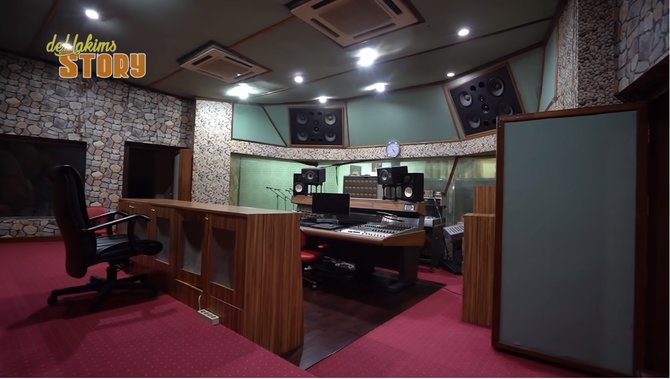 potret ruang rekaman milik rhoma irama teknologi sama dengan studio the beatles