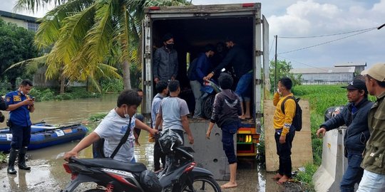 Banjir Tangerang Akibat Sungai Turi Meluas, 660 Kepala Keluarga Ogah Dievakuasi