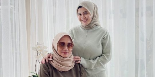 Kesha Ratuliu Ungkap Ibu Kandungnya, Ini Sosoknya