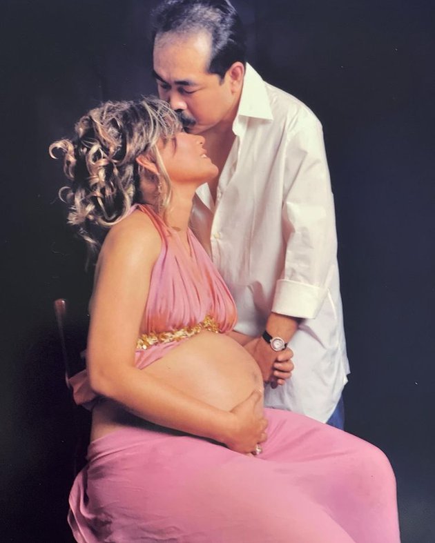 potret maternity shoot inul daratista tak pernah diperlihatkan selama 13 tahun
