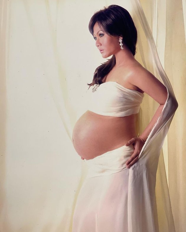 potret maternity shoot inul daratista tak pernah diperlihatkan selama 13 tahun