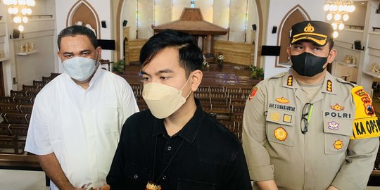 Gibran Pastikan Semua Warga Solo Dapat Jatah Vaksin Booster