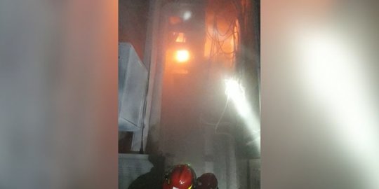 Diduga Korsleting, Ruang Panel AEON Mall Bogor Terbakar