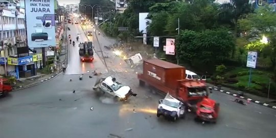 Kecelakaan Maut Balikpapan, Kemenhub Duga Muatan Truk Sengaja Dilebihkan