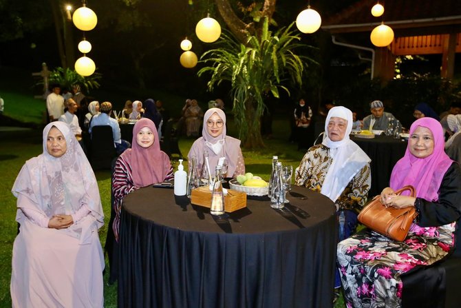 kh anwar manshur berkunjung ke banyuwangi