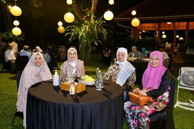 kh anwar manshur berkunjung ke banyuwangi