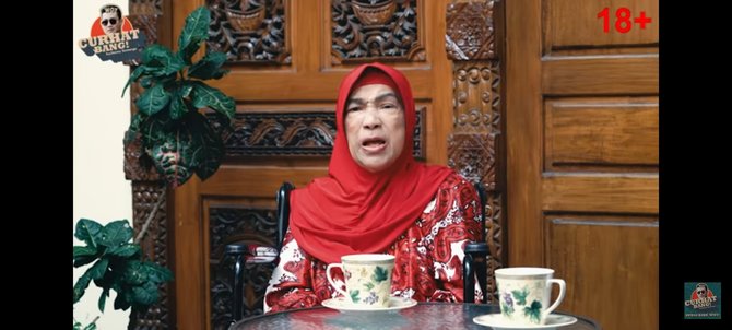 dorce gamalama terima bantuan dari jokowi dan megawati capai ratusan juta